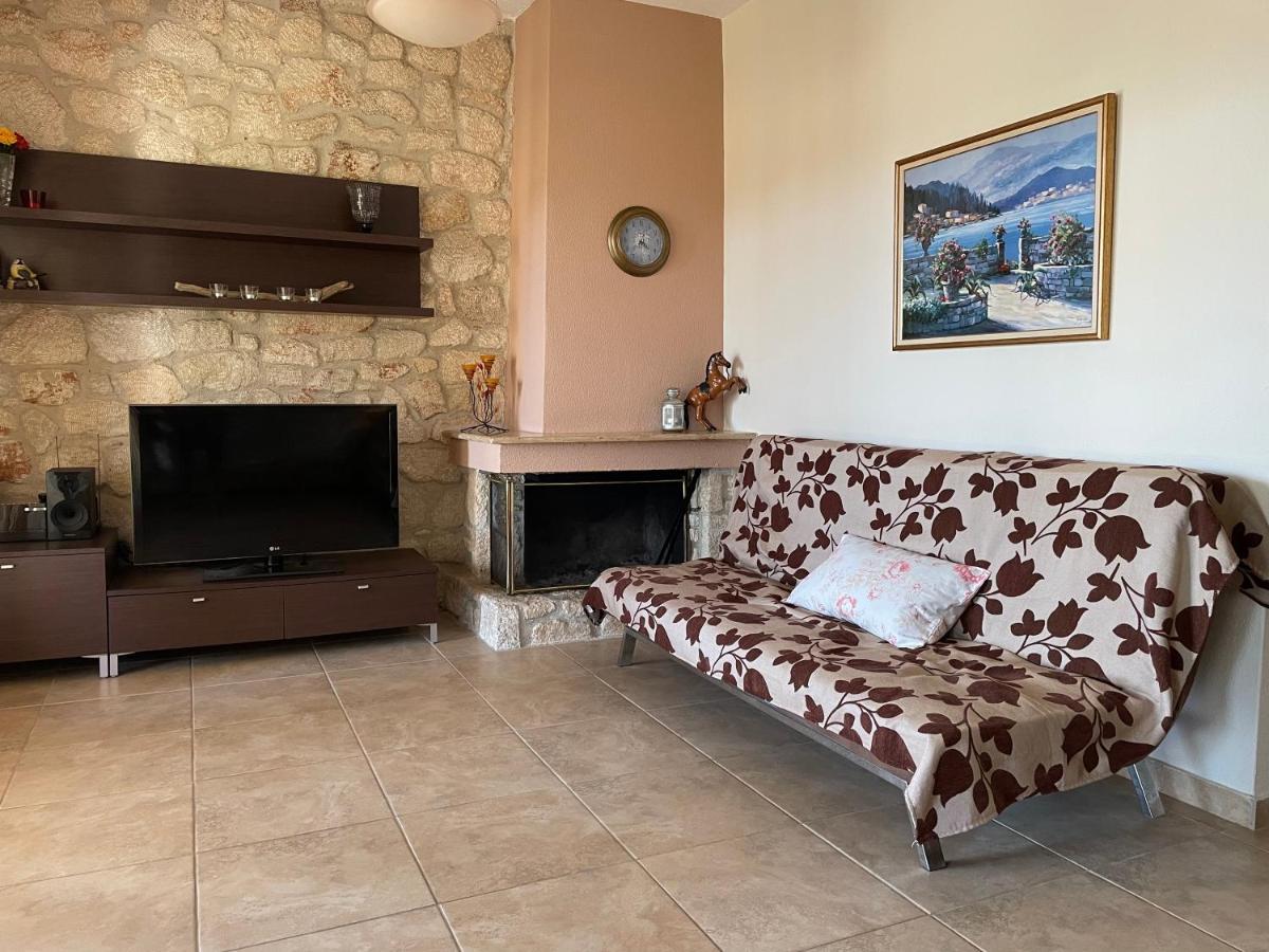 Jordan'S Stone House Villa Siviri Eksteriør billede