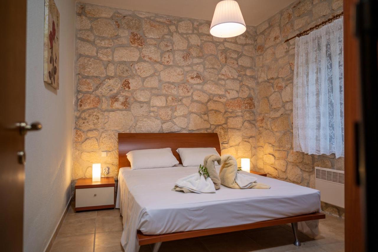 Jordan'S Stone House Villa Siviri Eksteriør billede
