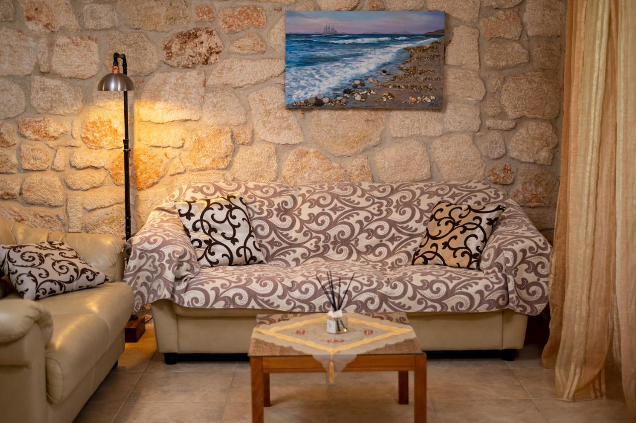 Jordan'S Stone House Villa Siviri Eksteriør billede