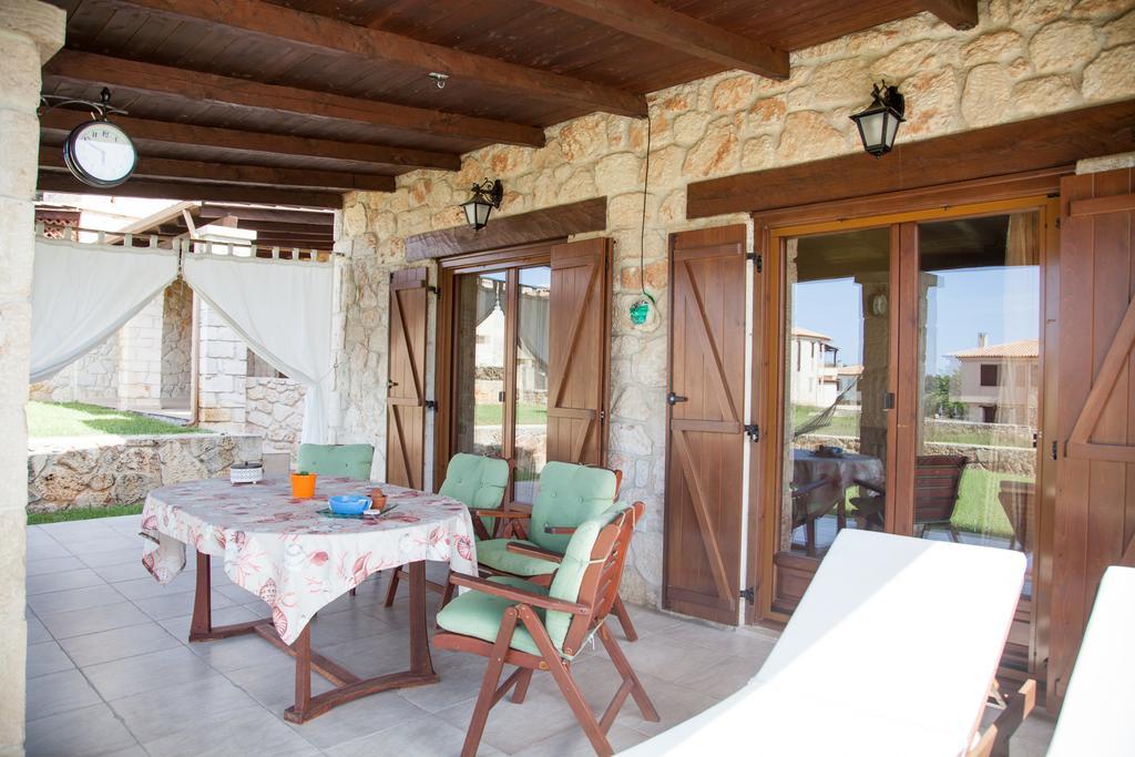 Jordan'S Stone House Villa Siviri Eksteriør billede